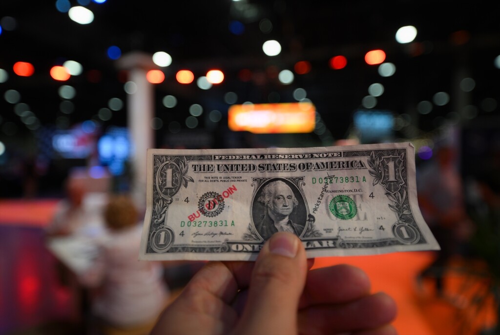 About BTC. What I can see is that there are not many people present at the Bitcoin Conference 2026 …
