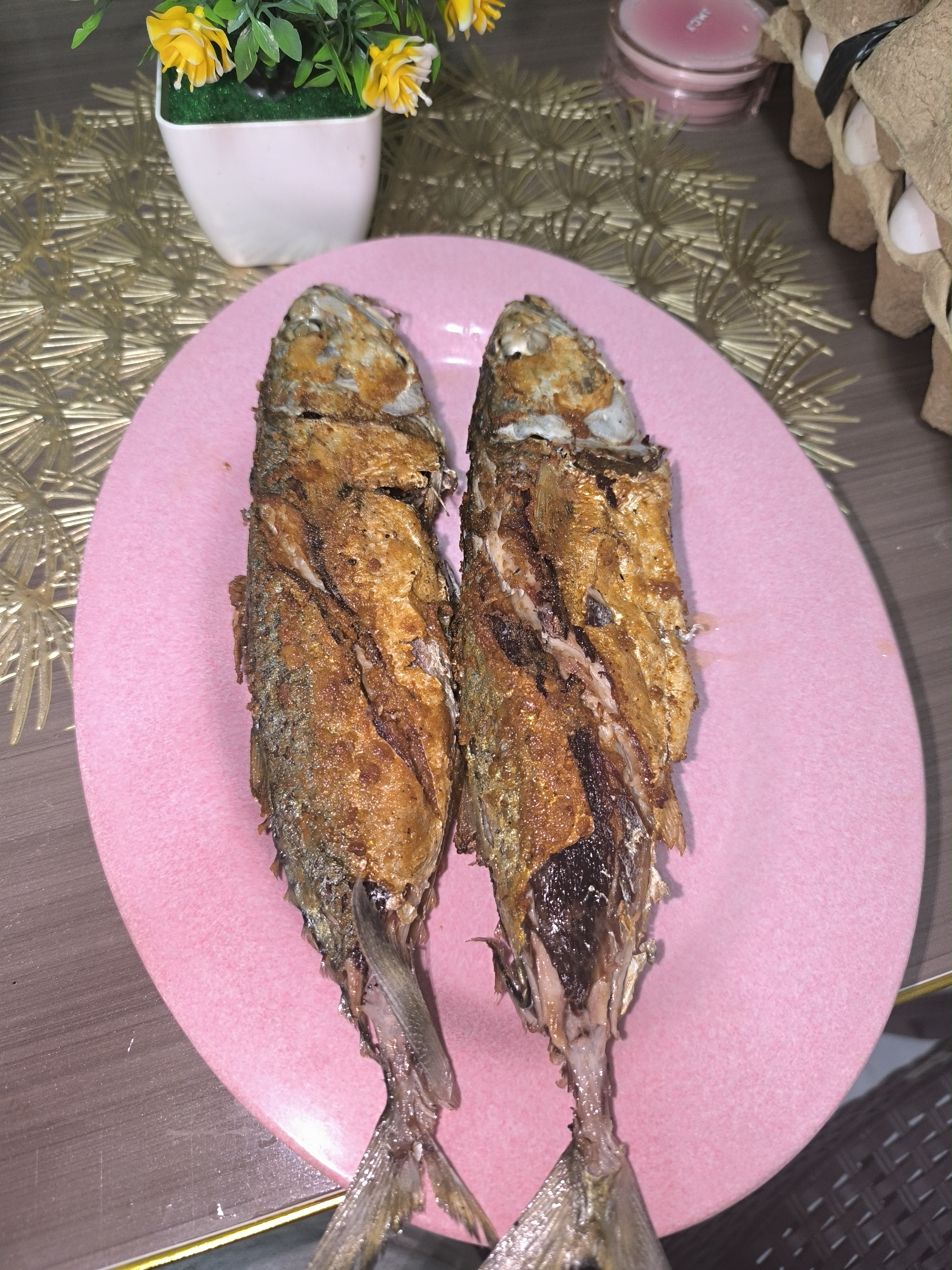 oh hahaha didn't know this is how the edit works but this is the original picture of my dinner
