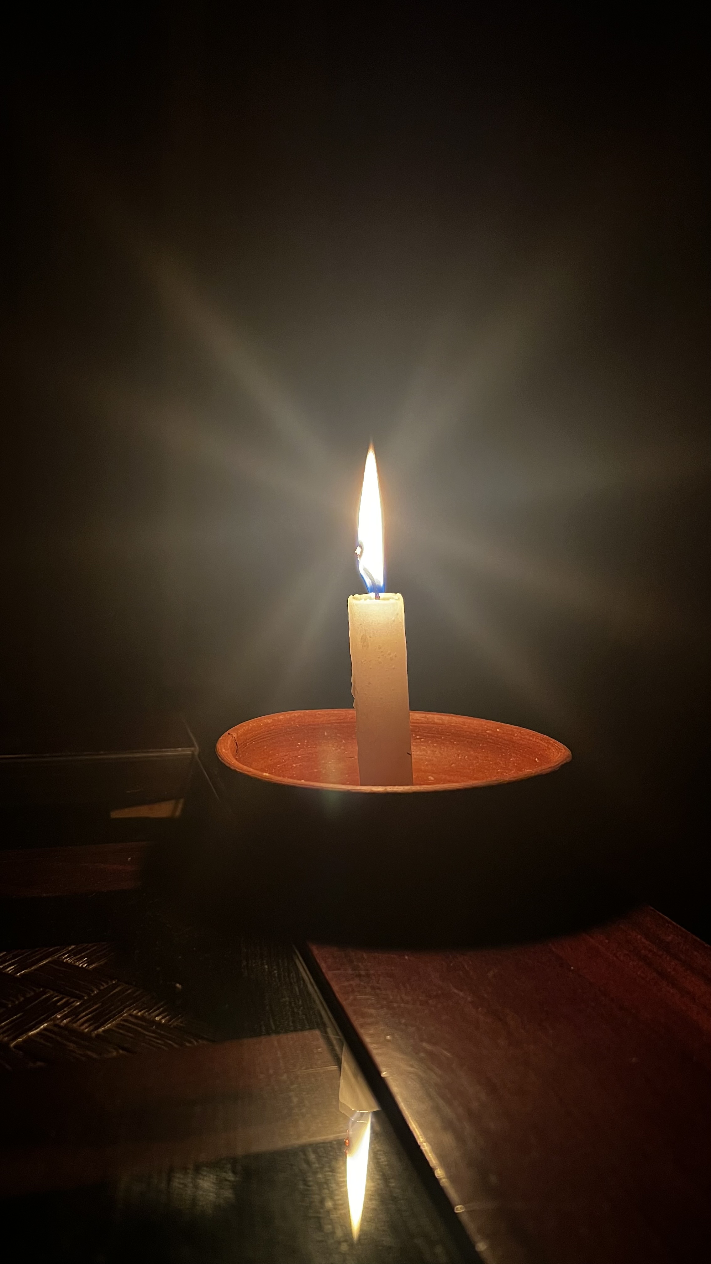 Esta noche será difícil conciliar el sueño.
Le pido a Dios con todo mi corazón que cuide de Camila …