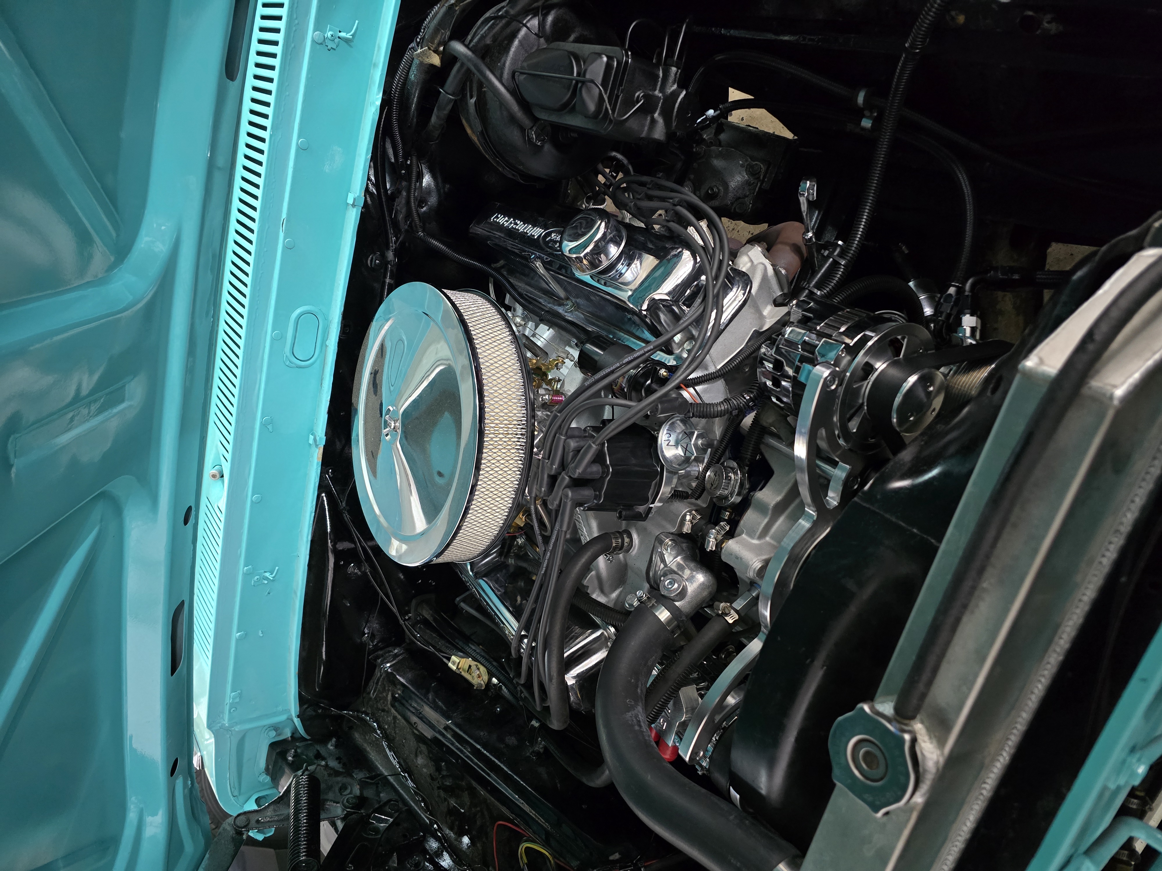 Finally done with the 1969 F250 engine install.  Leaving tomorrow.