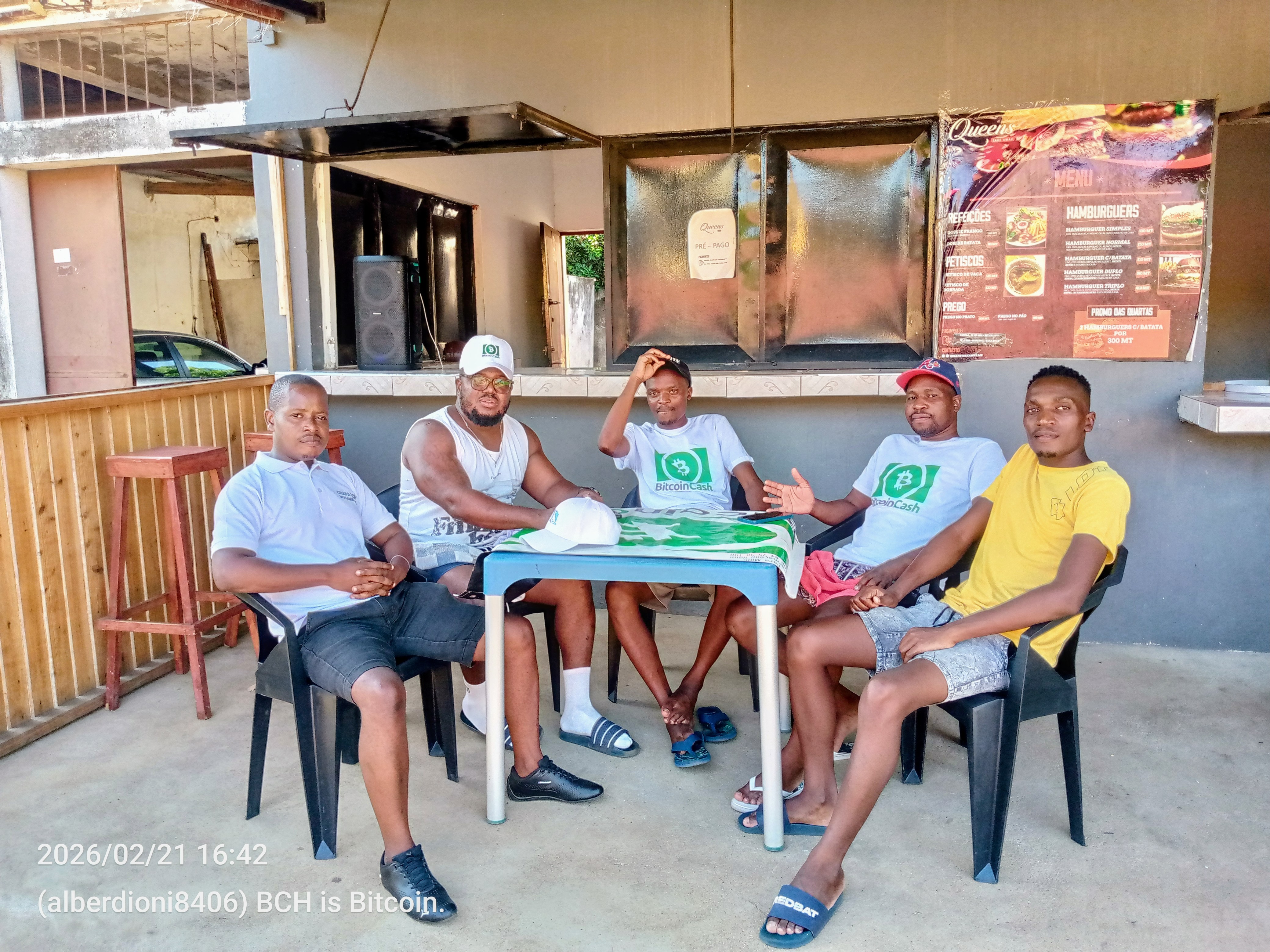 Small steps > big promises.
This week I had real conversations with people about using crypto in da…