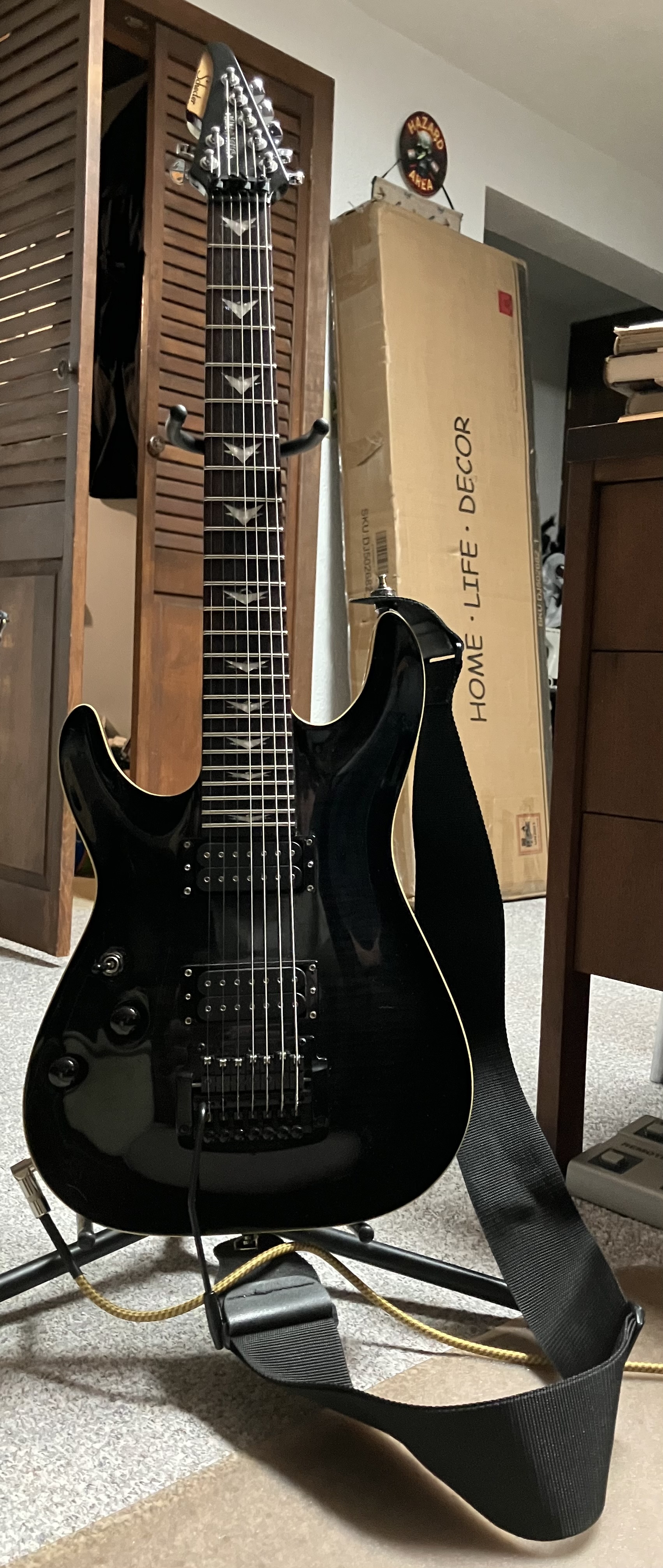 Schecter 7-string w Kahler tremolo, sinister (left handed)