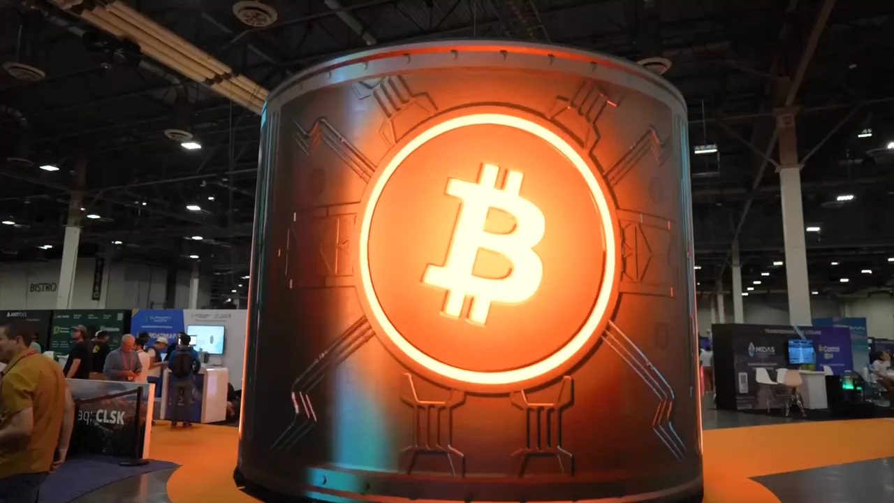 Who's joining me tomorrow at the Bitcoin conference in Las Vegas to represent BitcoinSV BSV the rea…