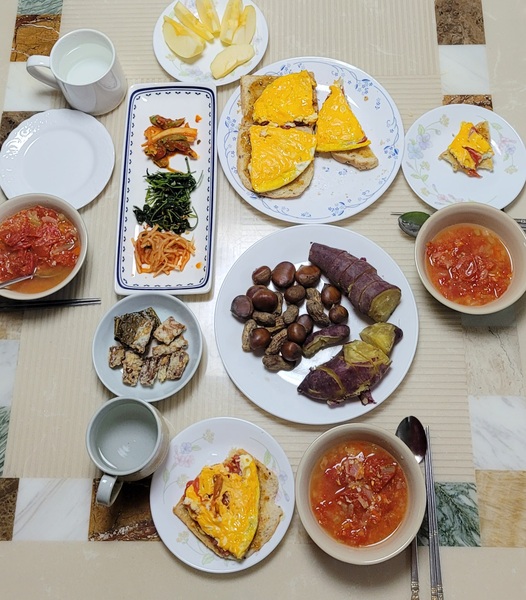 ​I live in South Korea—the Republic of Korea, of course! I study the 21st-century scripture, Omniol…