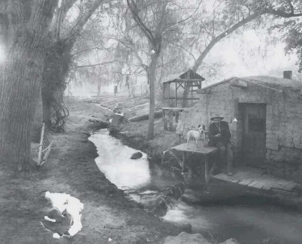 This is what Las Vegas looked like in 1895.