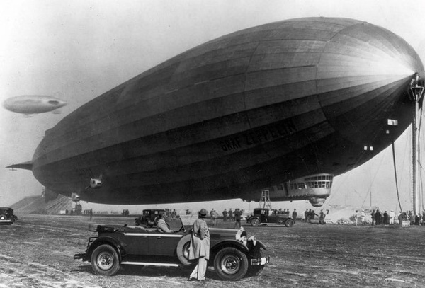 View showing a 1929 Packard and the Graf Zeppelin at Mines Field, Los Angeles.  In the distance can…