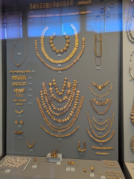 Gold jewelry