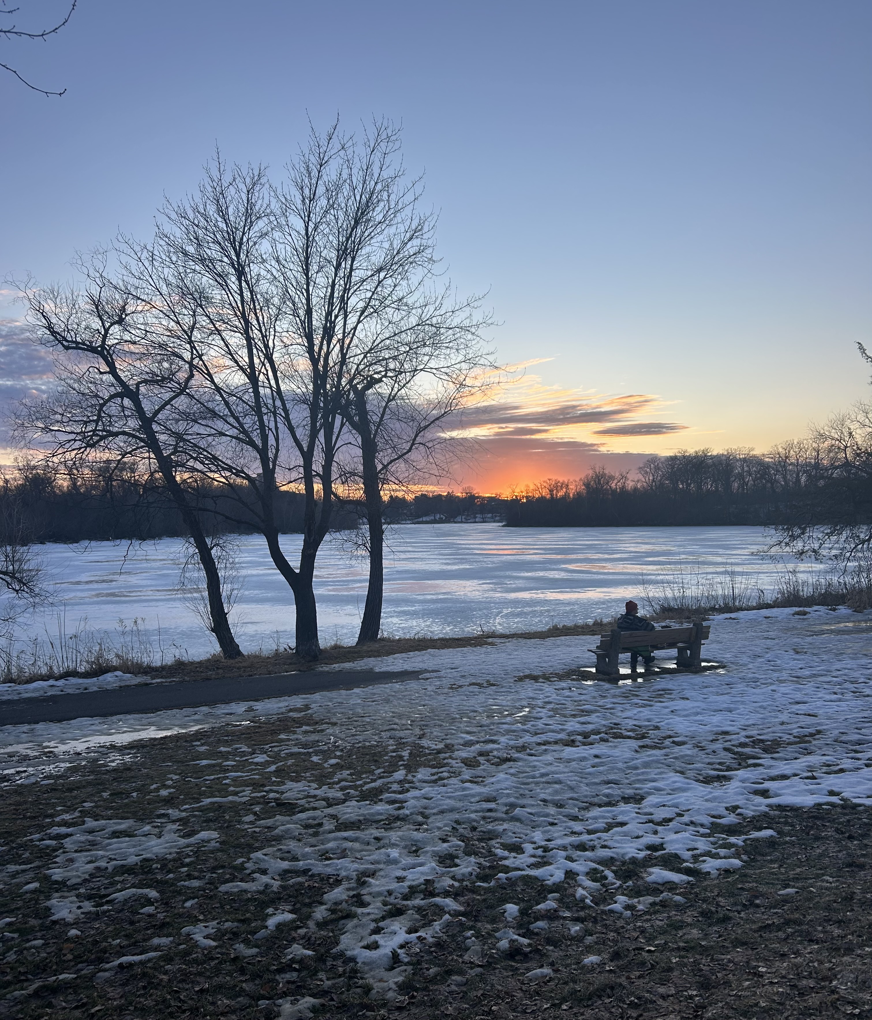 First winter thaw. Minneapolis, Lake of the Isles 2026